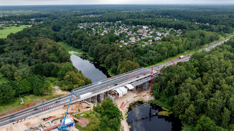 „Via Lietuva“: visoje Lietuvoje vyksta intensyvūs tiltų ir viadukų darbai – remontuojama beveik...